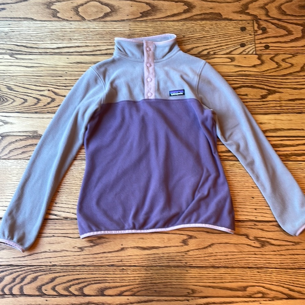 Patagonia Lightweight Gray and Purple Synchilla